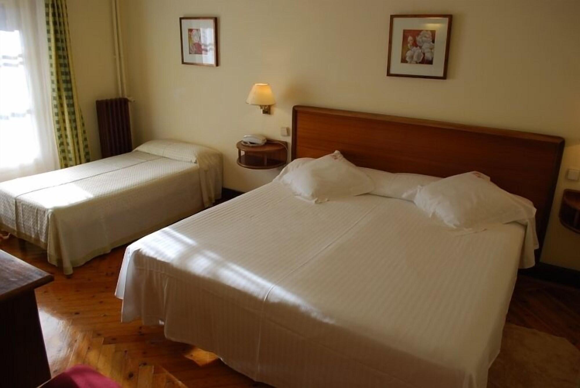 Hotel Adsera Λα Μολίνα Εξωτερικό φωτογραφία