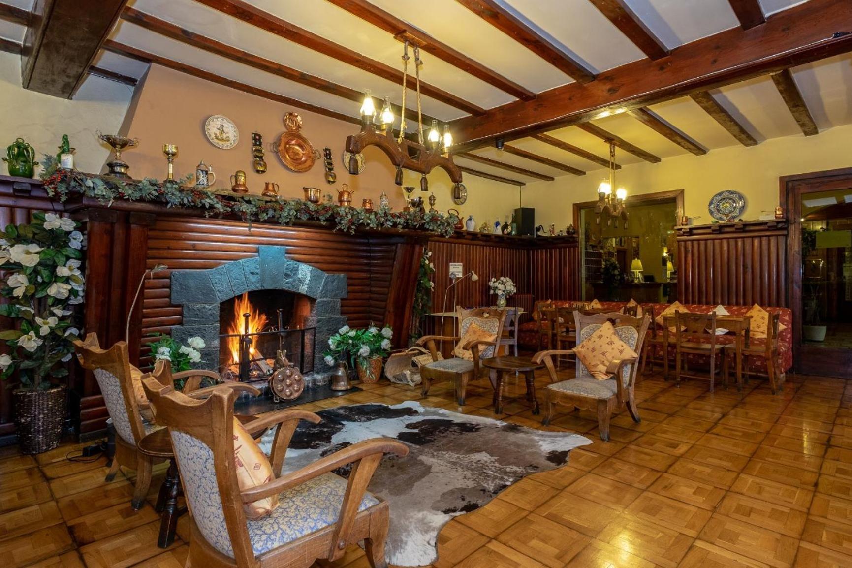 Hotel Adsera Λα Μολίνα Εξωτερικό φωτογραφία